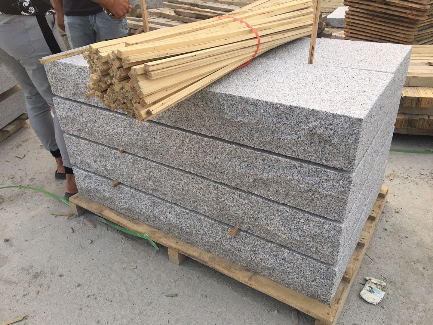 G2119 Steps Grey Granite Steps Flamed Surface Granite Stairs Good Price