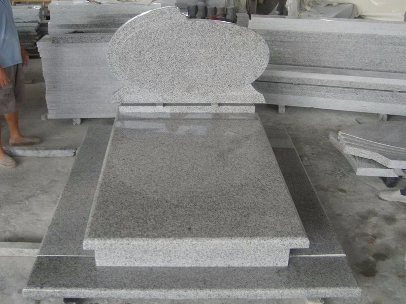 Monument-210414038